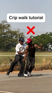 Crip walk tutorial✅🔥 #viral #reels #tutorial #cripwalking | Di Ke