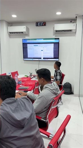 Mas Ganteng dan Mas Satria LAGI ...