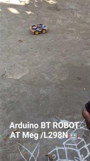 Arduino Bluetooth ROBOT mobile control