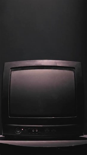 Stream our throwback compilation of SAD SONGS right now! If you’re a new or old fan, this is the starting point for definitive Silverstein tunes 🤘 🎧 Listen here: https://found.ee/sadsongs-vol1 #silverstein