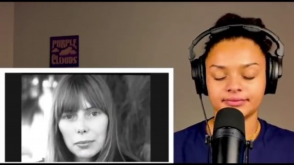 FIRST TIME HEARING Joni Mitchell - Help me REACTION | Rere Reacts