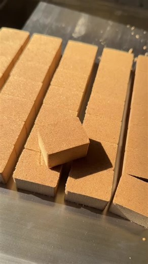 Small investment seasoning cube making machine,seasoning powder compacting machine,chicken Cube making machine,chicken bouillon making machine #sugarcube #cubicsugar #brownsugar #coconutsugar #jaggerysugar #moscovado