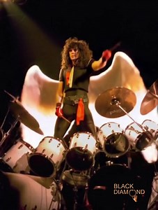 KISS Eric Carr - KISS 12/07/1950 24/11/1991 #RipEricCarr #TheFox #KISS #KISStory | Black Diamond