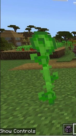 How to copy and paste a build using a Structure Block [Minecraft - Tutorials]