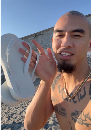 ❌AF1 ✅Beach Walk