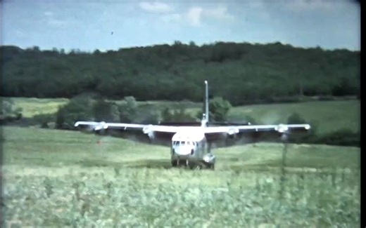 1965年，法国布雷盖941短距离起降运输机（Breguet 941）进行野战机场测试