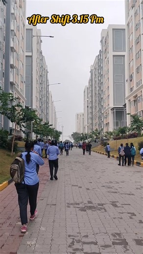 Jayuu💙🦋 on Instagram: "Mini vlog_12💙✨ #instagood #jayuu #dailyvlogs #vlogs #morning #shift #firstshift #worktime #tataelectronics #worklife #song #lyric"