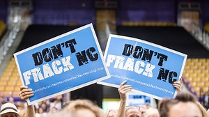 Did energy group bus homeless in to support fracking?