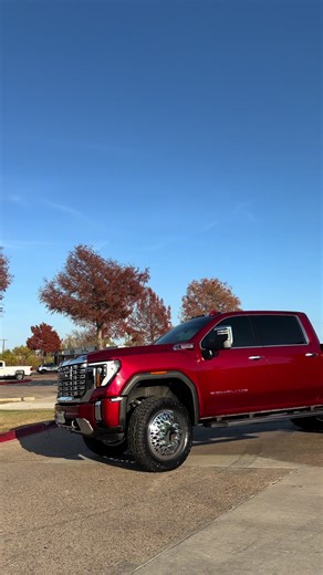 2025 GMC Denali Dually: Kit y Ruedas Personalizadas