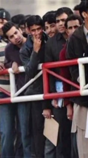 It is mandatory to provide written reasons for offloading any person from the ship