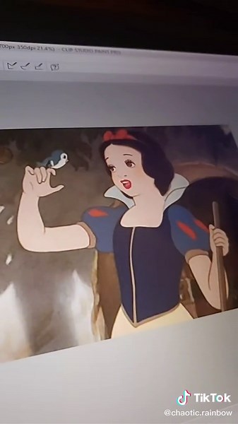 Snow White vs. Elsa: The Ultimate Rap Battle