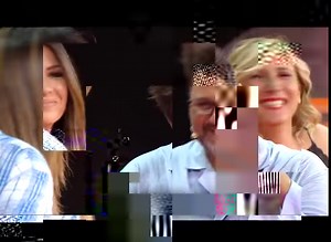 7.5M views · 74K reactions | Se il Wi-Fi non funziona, la comunicazione con il “Mimo senza fili” può diventare complicata  #Staseratuttoèpossibile | Stasera tutto è possibile | Facebook