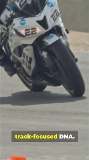 Yamaha R6 — The Ultimate 600cc Supersport! #yamaha #r6 #motorcycle #bike #bikelife #facts