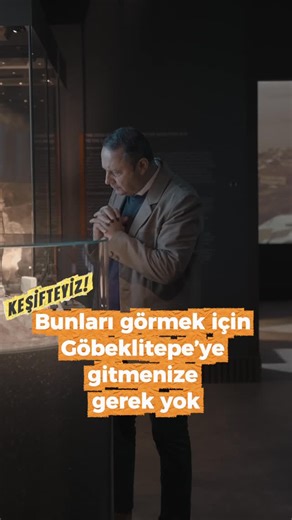 Serif Yenen l Tour Guide l Travel Writer | Storyteller on Instagram: "Bunları Görmek İçin Göbeklitepe’ye Gitmenize Gerek Yok! 🏛️✈️ İstanbul’dan uçmadan önce insanlık tarihinin dönüm noktalarından birine kısa bir yolculuğa ne dersiniz? İstanbul Airport Museum, kronolojik sergisiyle sizi MÖ 10.000’li yıllarda başlayan Neolitik döneme götürüyor. Videoda gördüğünüz bu eşsiz eserler, insanlık tarihinin akışını değiştiren Göbeklitepe ve Çatalhöyük’ten geliyor: Göbeklitepe Megalitleri: 12.000 yıl önce