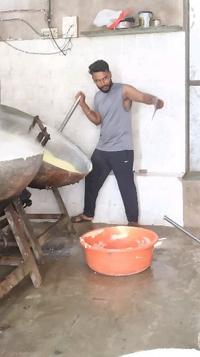 1.9K views · 10K reactions | Song  #trending #viral #viralreels #farming #trendingreels #farm #shorts #farm #trend #मावा#घी #inda #इंडिया | K Choudhary | Facebook