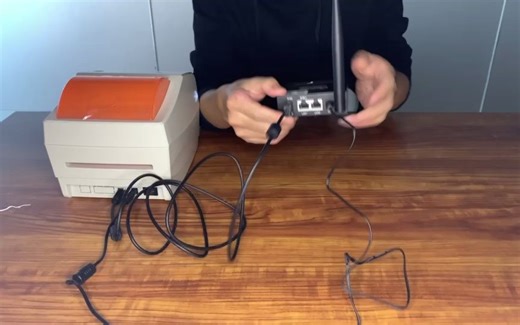 打印服务器连接无线网络方法（打印机仅供参考）