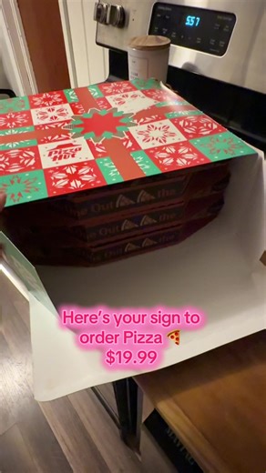 Enjoy Pizza Hut's Amazing $19.99 Deal Tonight