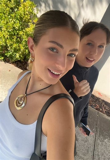 Carly Schmidt (@carlyschmidt1)’s videos with superstar - audios💌