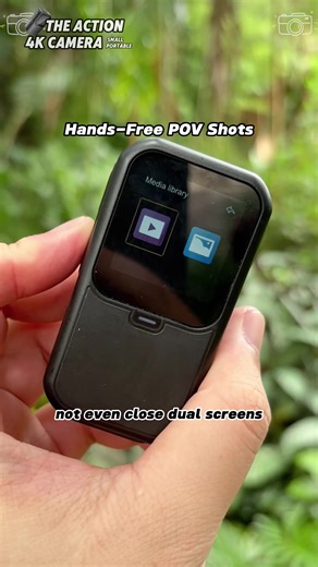 Best Dual Screen Camera for Vlogging