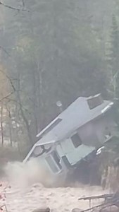 6.5K views · 91 reactions | A house in Sant-Urbain, Quebec, collapses into the Gouffre River after a heavy rainfall over the weekend. The abandoned structure was set to be demolished after rains in May weakened the terrain. https://ow.ly/BULz50PV6Pp | The Weather Network | Facebook