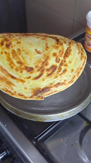 How to Make Soft Layered Chapatis at Home
