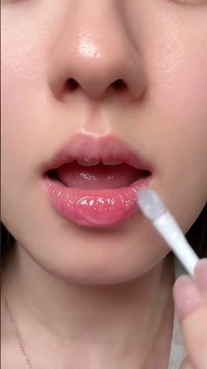 How to Get Rid of Chapped Lips Instantly! 👄✨