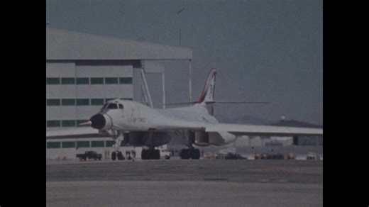 B-1B原型机首飞 , 1983年3月23日
