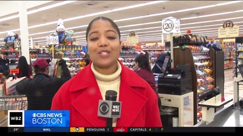 Residents preparing for snowstorm set to hit Massachusetts on Sunday