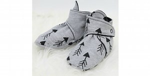 Blitzen Booties Sewing Pattern - Fits Newborn To Adult Feet with video - Sew Modern Kids