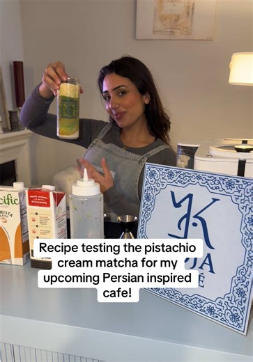 Persian Inspired Cafe: Pistachio Cream Matcha Recipe