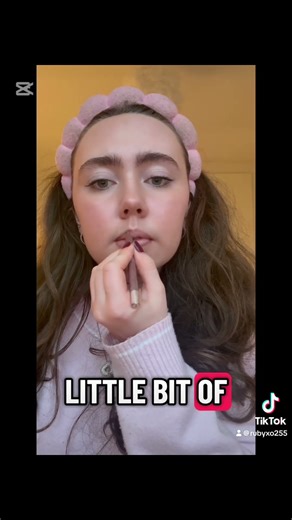 Day 2 of 30 in 30! #makeupchallenge #makeupseries #makeututorial #mochalips#fyppp