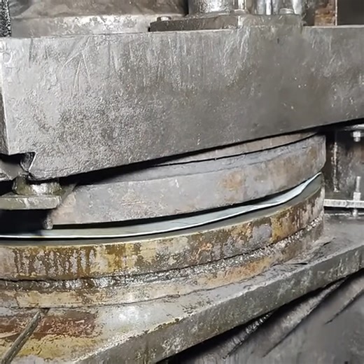 1.1K views · 15 reactions | Amazing Aluminum Tin Can Recycling Process to Make Massive Aluminium Cooking Pots | Anil Kapoor | Facebook