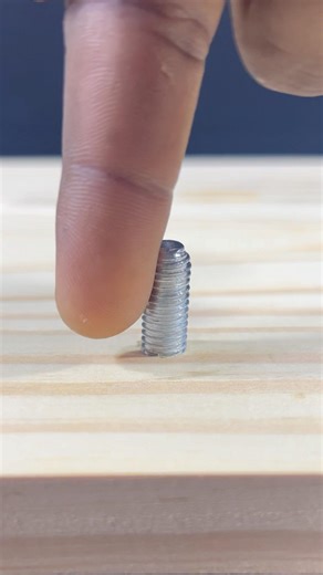 This Bolt Removal Trick Is Genius 🤯🔧 | Smart DIY Tool Hack