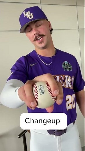 Paul Skenes shows his pitch grips ⚾️ #shorts