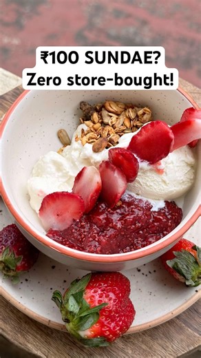 Strawberry Sundae Under ₹100 | Strawberry Yogurt Bowl recipe | Berry Sundae #strawberry #dessert
