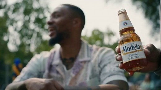 Modelo TV Spot, 'The Fighting Spirit of Damian Lillard'