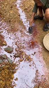 super red material mixed with yellow indicates a lot of gold #goldnugget #mininggold #lookingforgold #treasure #viral #panningforgold #goldmining #findinggold #goldprospecting | Gold Discovery Armin