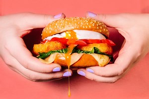 207K views · 103 reactions | Home is where the food comes. Get it delivered in 30 mins. Anytime, everywhere. | Deliveroo | Facebook