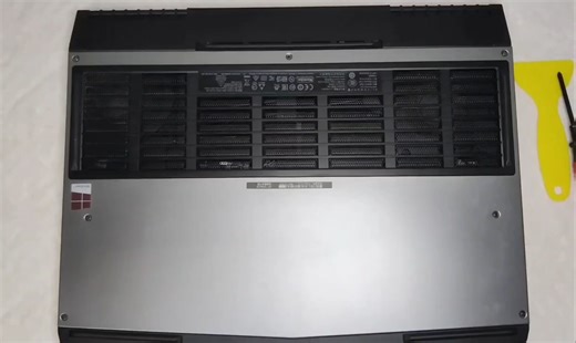 戴尔外星人ALIENWARE 15R3 R4 17R4 R5 P31E