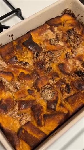 Theresa Braun on Instagram: "If it wasn’t for dinnerly, I would have been eating frozen pizza every day this week before leaving on vacation. Thank you for making homemade meals easy in a pinch! 🧑‍🍳 #myDinnerly #partnership #philadelphiahummingbirds @dinnerly"