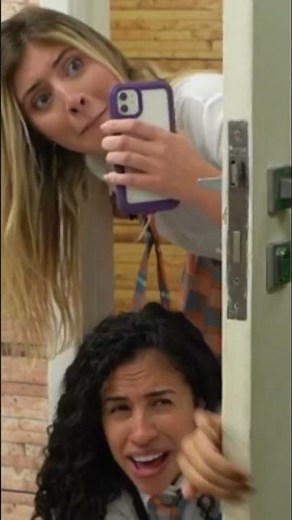 RAISSA E GABI ESTRAGAM TUDO!