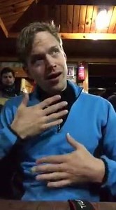 TRANSLATION I've just filled this bottle up with water - but I can't drink it until I've put in purifier tablets which take 2 hours to work. It gets rid of all the bacteria. Ok... Today. Phew! We did about 8-9 hours of walking, mostly uphill with some very steep climbs! When we started it wasn't too bad, I felt OK, but as we continued I could feel the change, breathing got more and more harder. Whilst walking, my panting wouldn't stop. It takes a while for it to slow down and return to normal rh