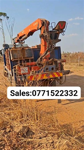 Following community regulations when delivering bricks is important. That's why the trucks must offhook the other trailers in such circumstances. We are number one. #foryoupagereels #foryouシ | Tiger Bricks and Quarry