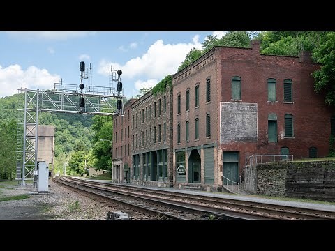 Exploring the Forgotten Town of Thurmond (Abandoned Ghost Town)