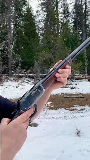 ✅out😳throwing tin cans into the air with old Winchester model 94-22 magnum caliber carbine