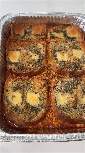 A simple baked spaghetti recipe for any occasion