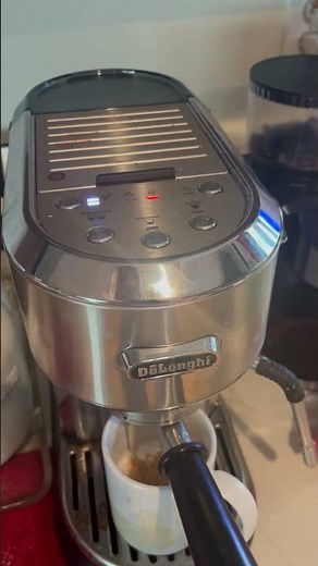DeLonghi red descaling Lights stays On mp4