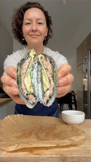 Giant Sushi Sandwich? Easy Tuna Onigirazu Recipe 🍙 #easyrecipes #summery #food