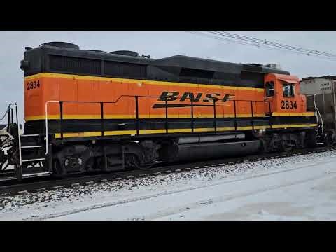 NS 33G w/ BNSF GP39M