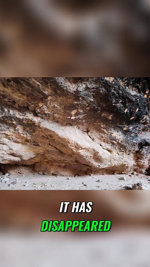 Drove down a quiet road and stumbled upon this amazing sinkhole. It's way bigger in person! You can see all the layers of stone and sand that make up the earth. Wonder if rainwater fills it up? It's dry now, but looks like rain's coming. #Sinkhole #Geology #EarthLayers #Nature #RoadTrip | Weekend Escapades